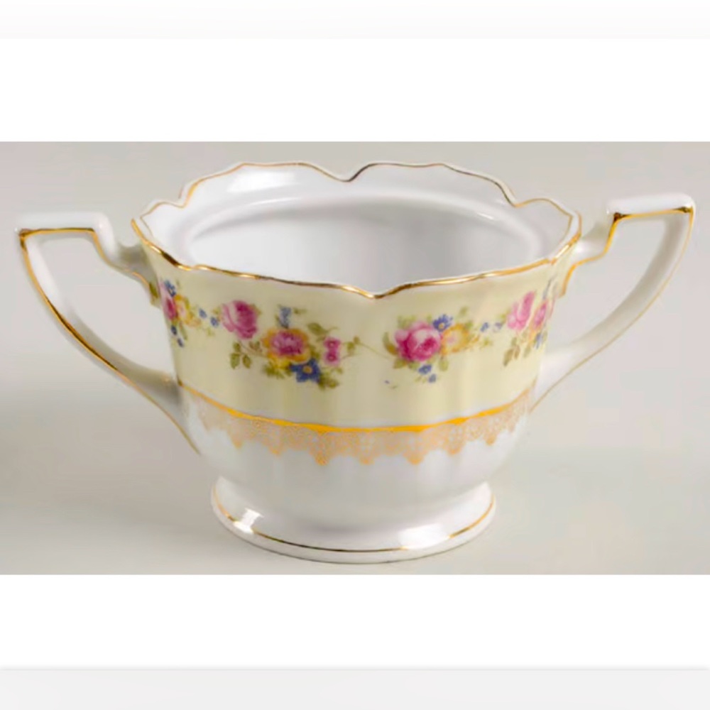 Vintage 1950’s Hostess Gold Castle Sugar Bowl Occupied Japan